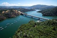 boats on Lake Oroville